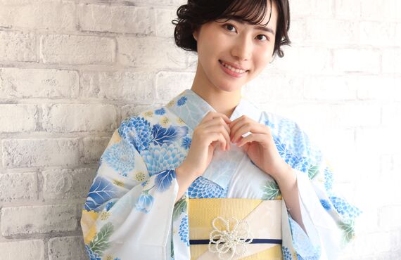 浴衣の着付けが得意なサロンを営んでいます | 千葉市の美容室・Studio ZERO 
